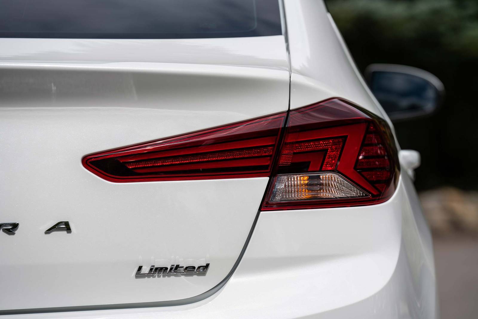 2019 Hyundai Elantra exterior RBDG