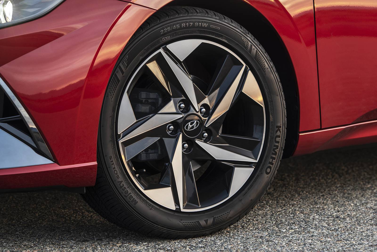 2021 Hyundai Elantra exterior W