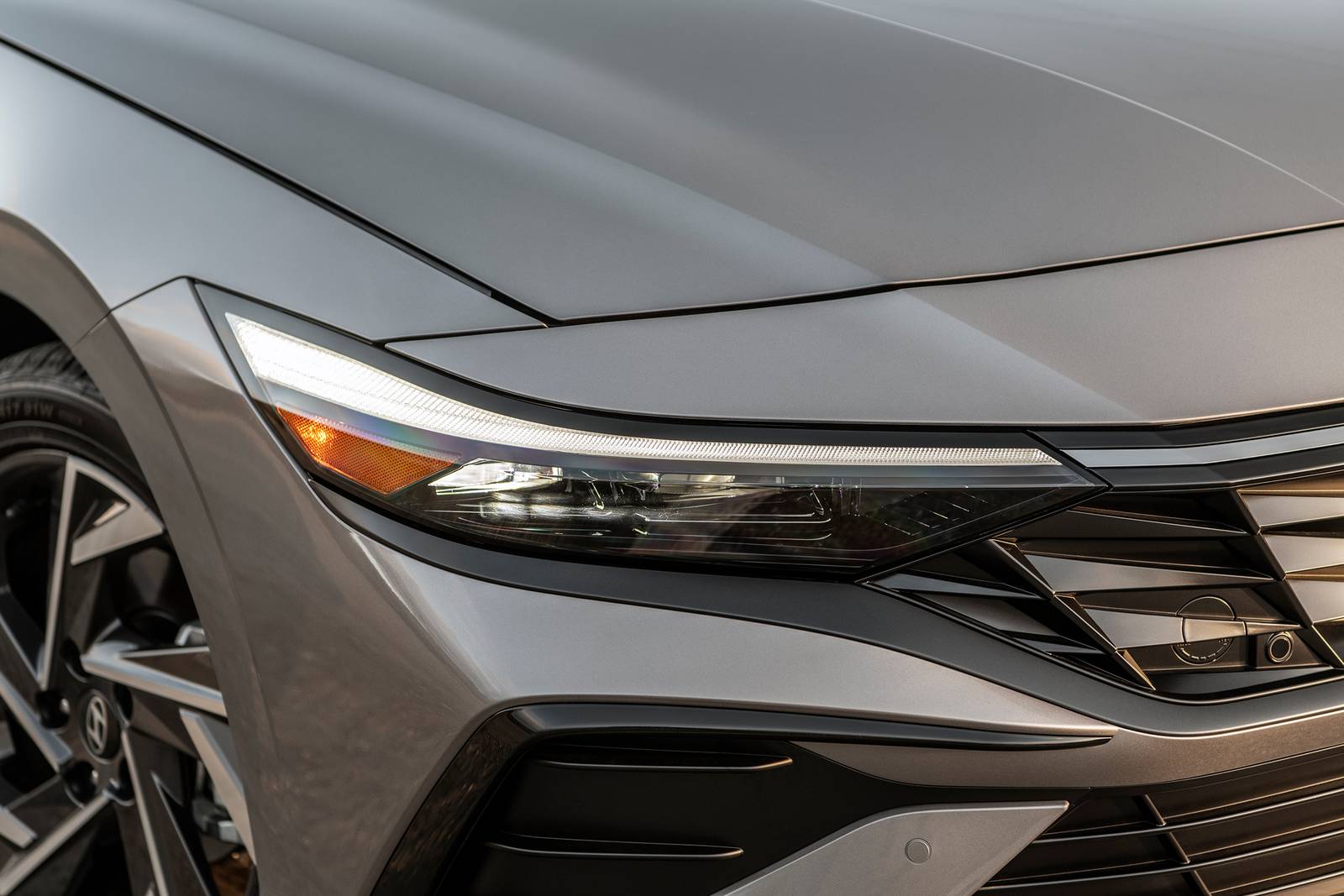 2024 Hyundai Elantra exterior EDETAIL