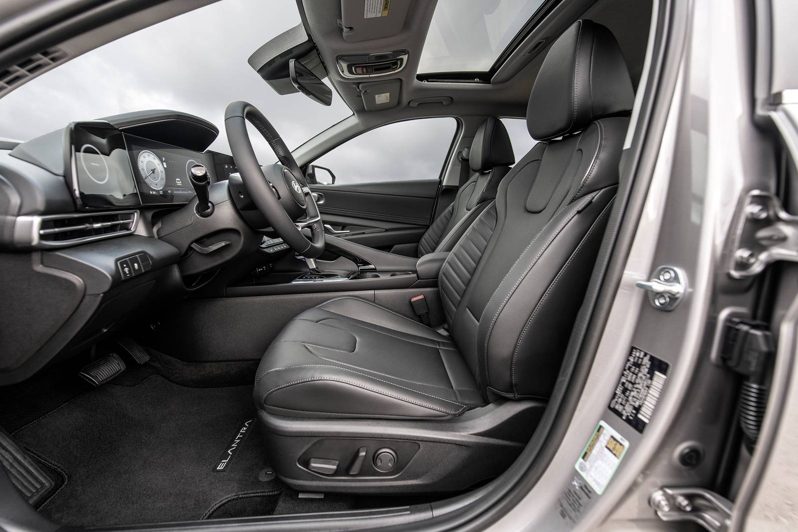 2025 Hyundai Elantra interior I