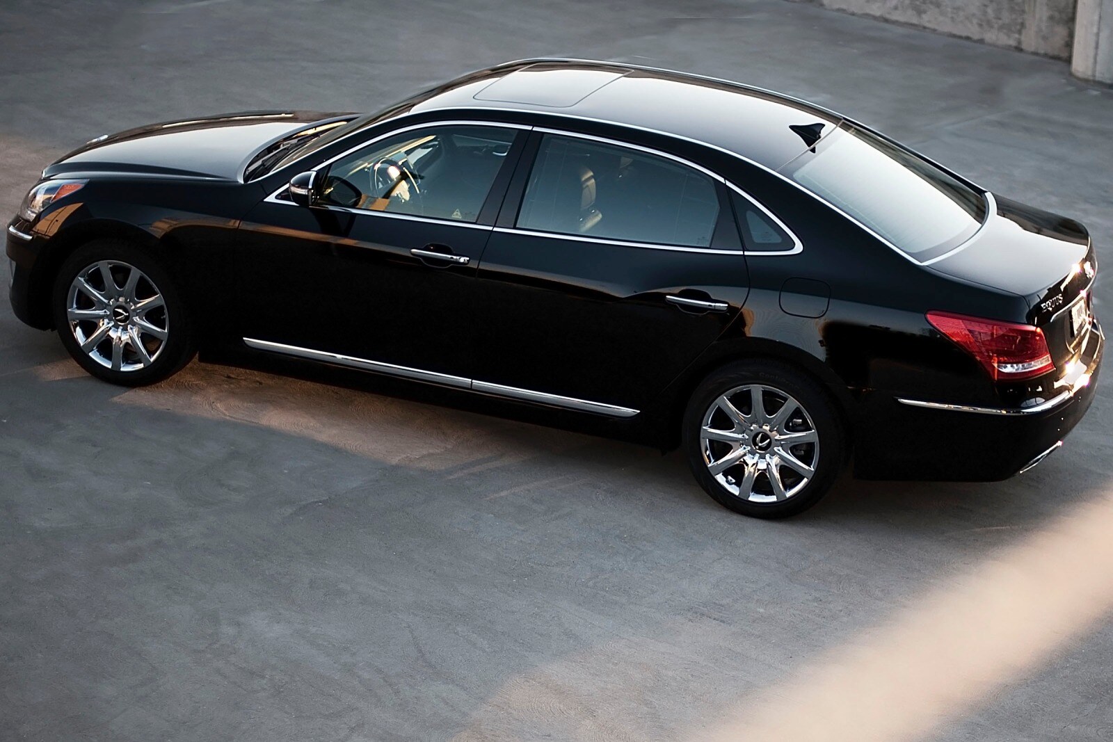 2012 Hyundai Equus exterior FQ