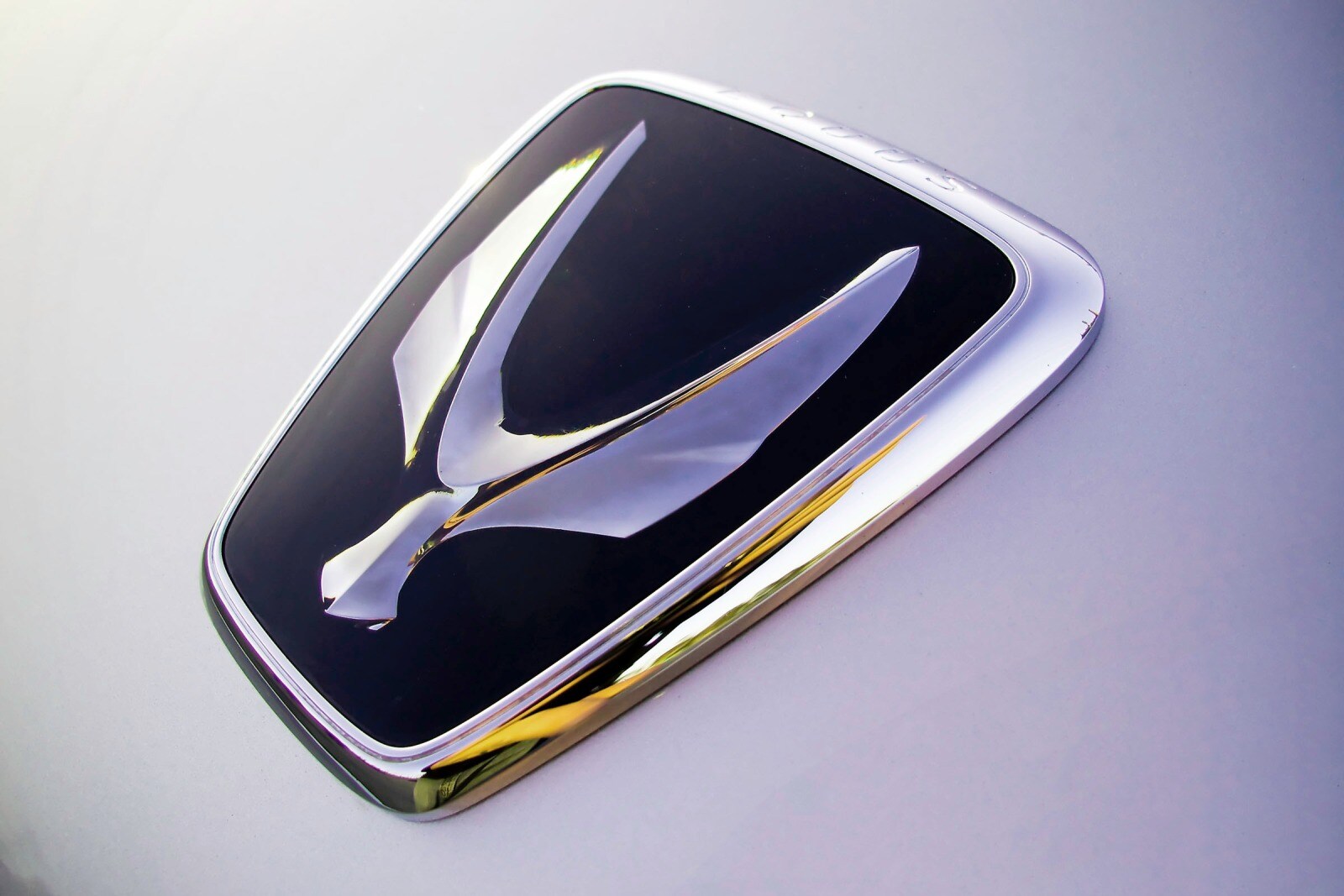 2013 Hyundai Equus exterior FBDG