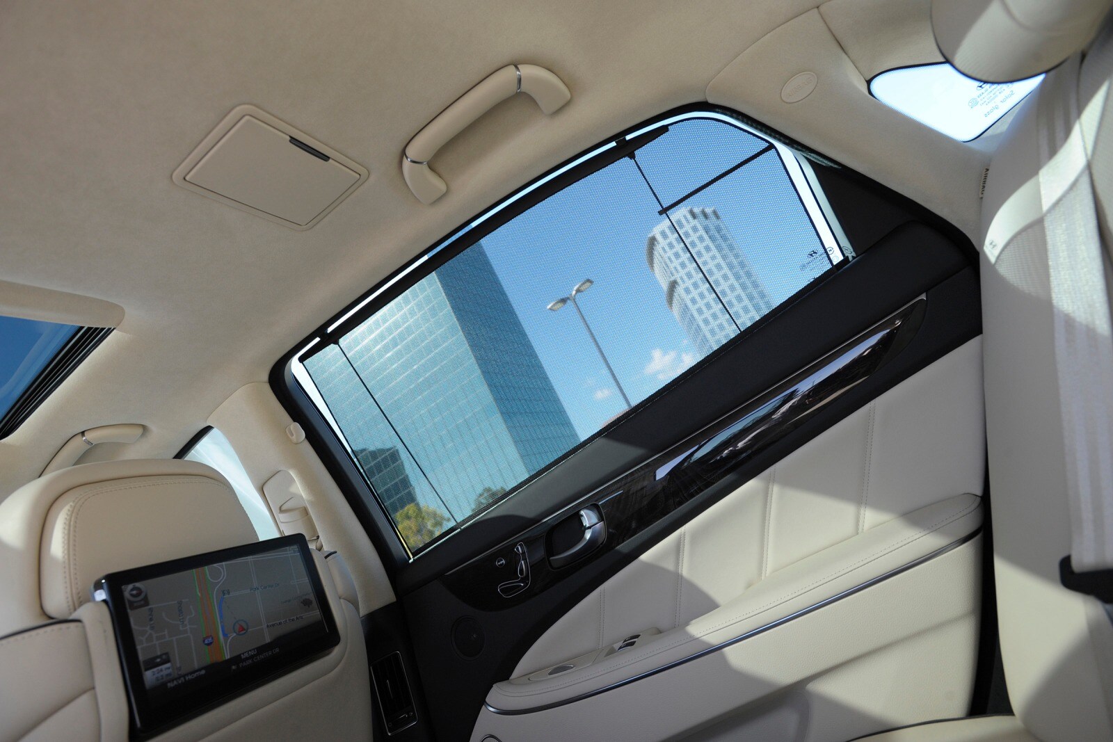 2014 Hyundai Equus interior DETAIL