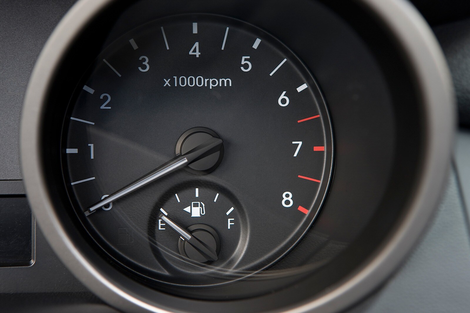 2010 Hyundai Genesis Coupe front safety DETAIL