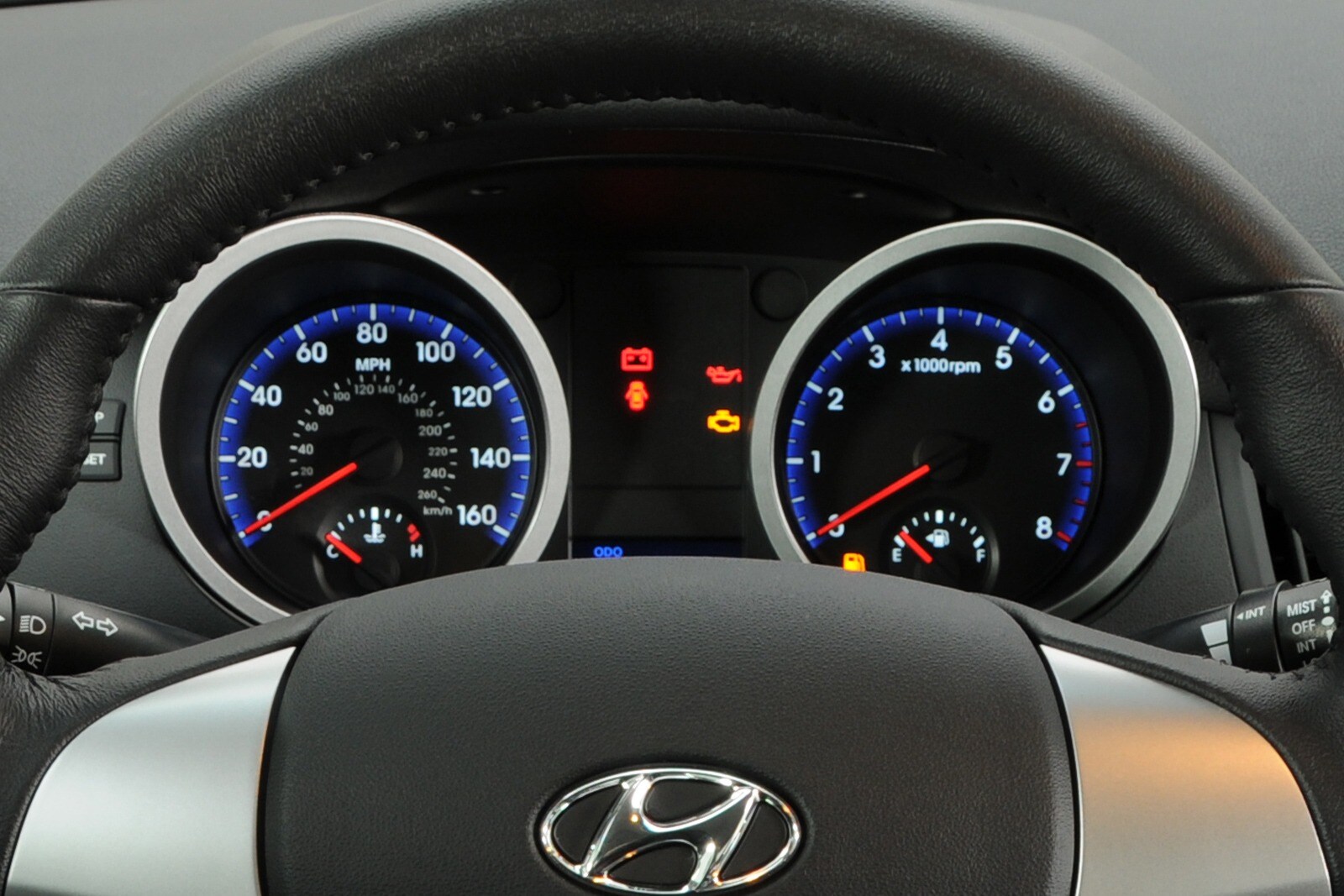 2010 Hyundai Genesis interior G