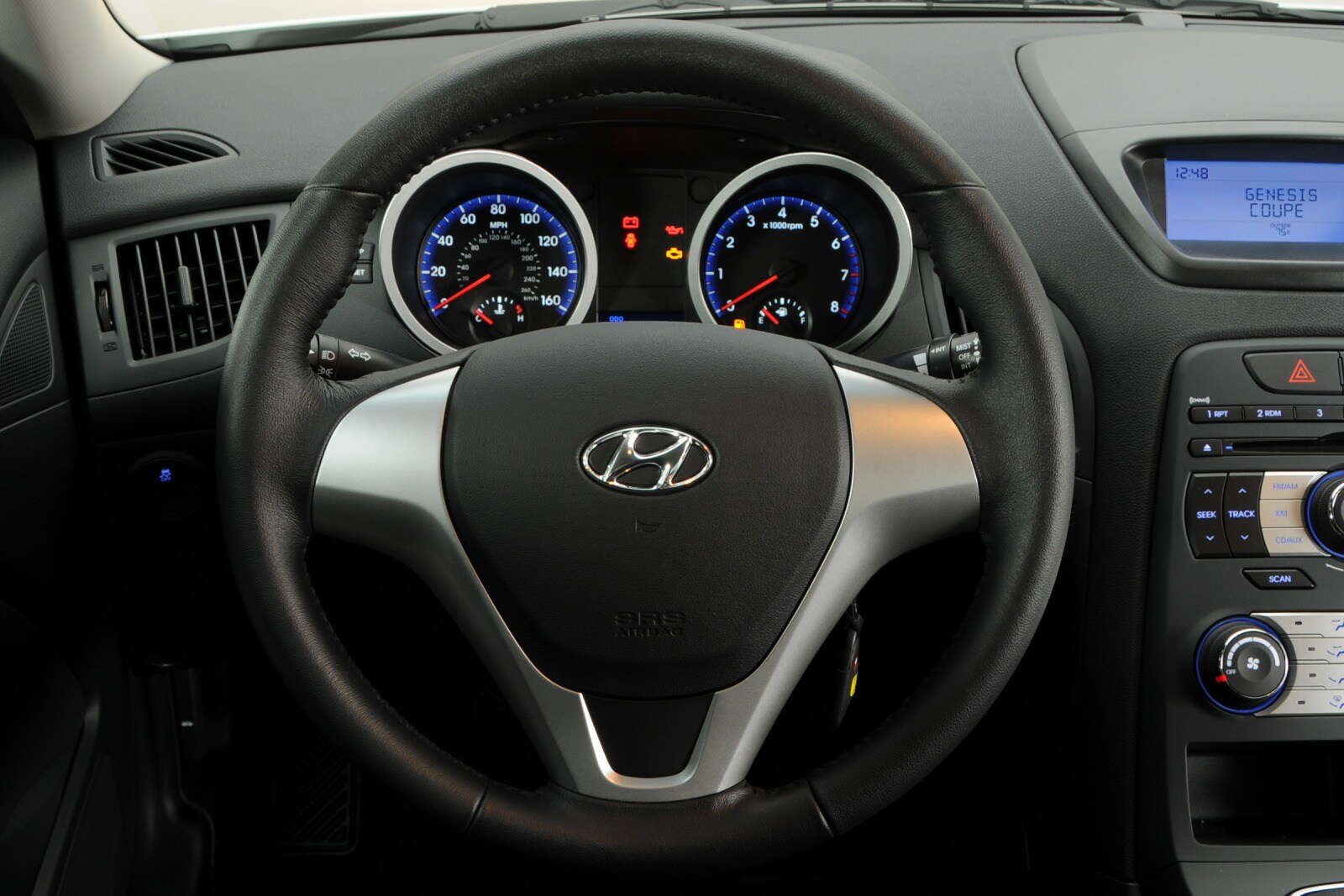 2010 Hyundai Genesis interior SWD