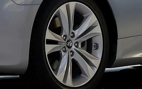 2011 Hyundai Genesis Coupe — OEM photo 5