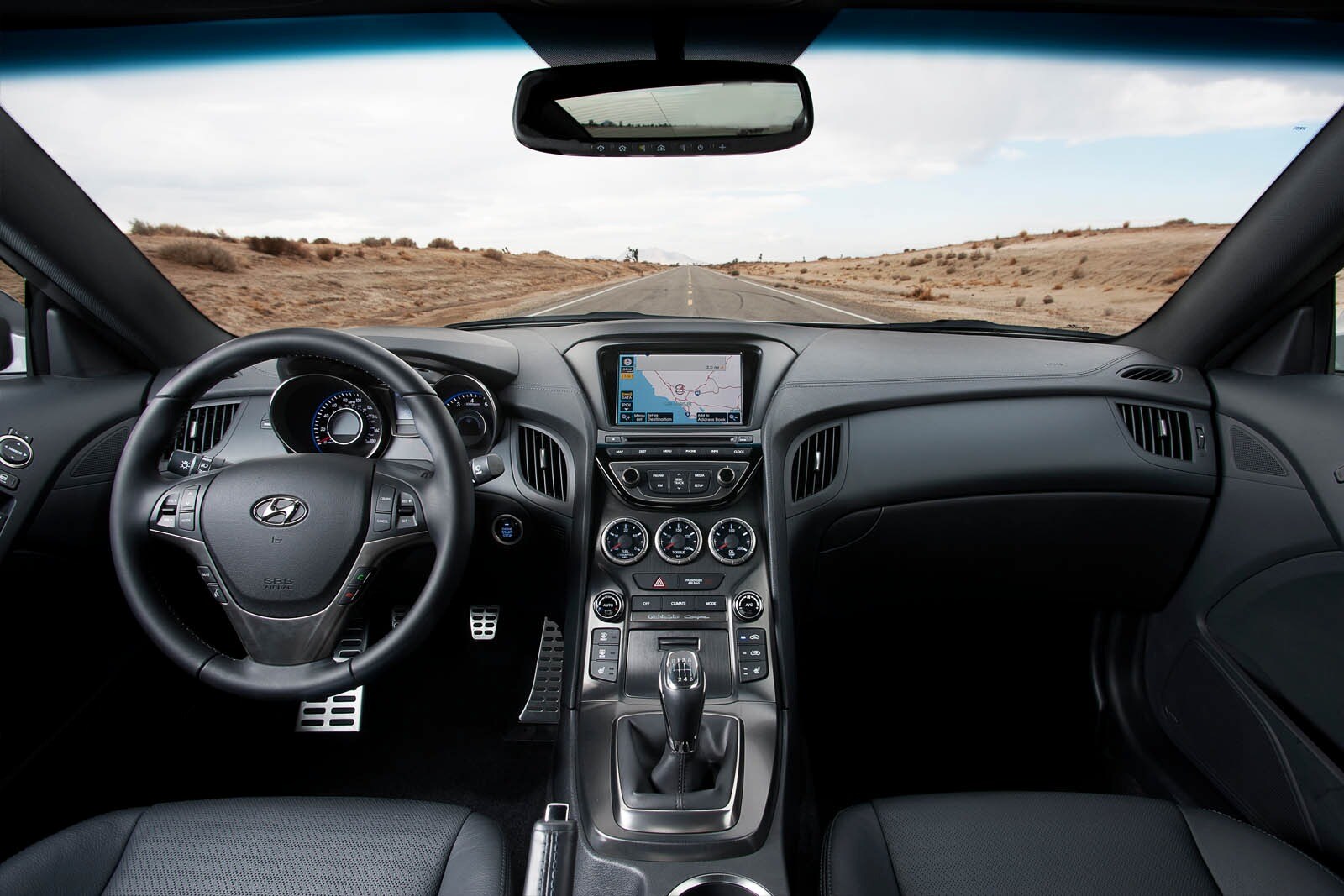 2013 Hyundai Genesis Sedan front safety D