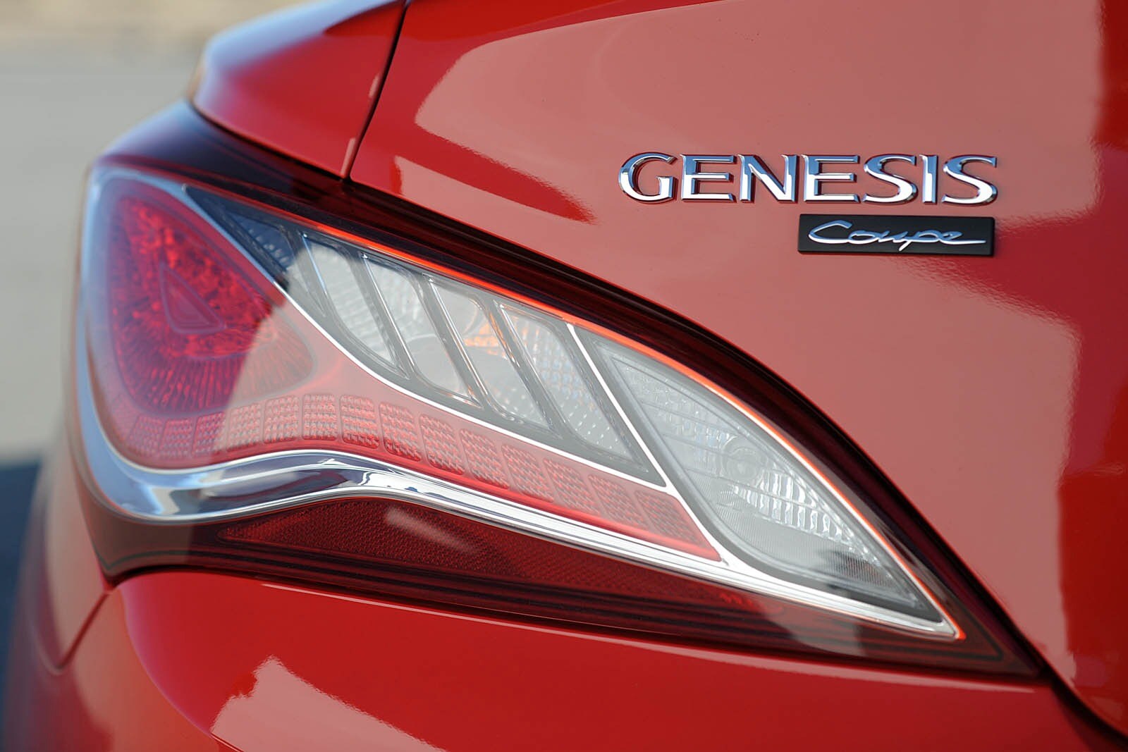 2013 Hyundai Genesis exterior RBDG