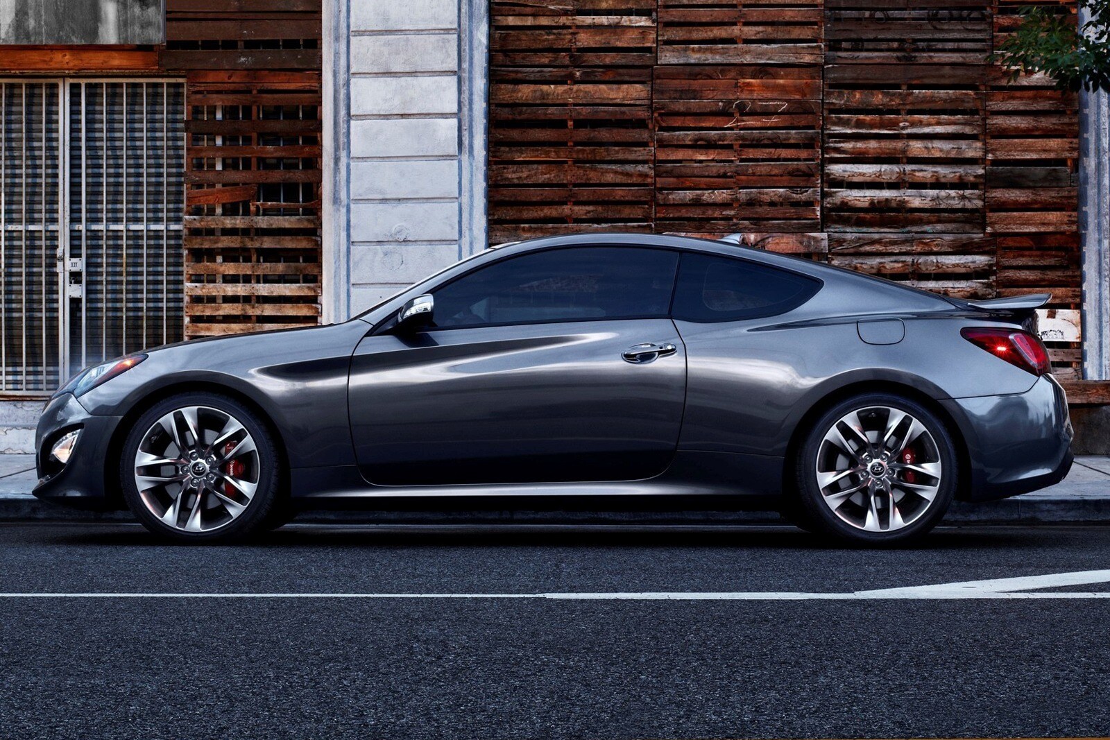 2015 Hyundai Genesis performance