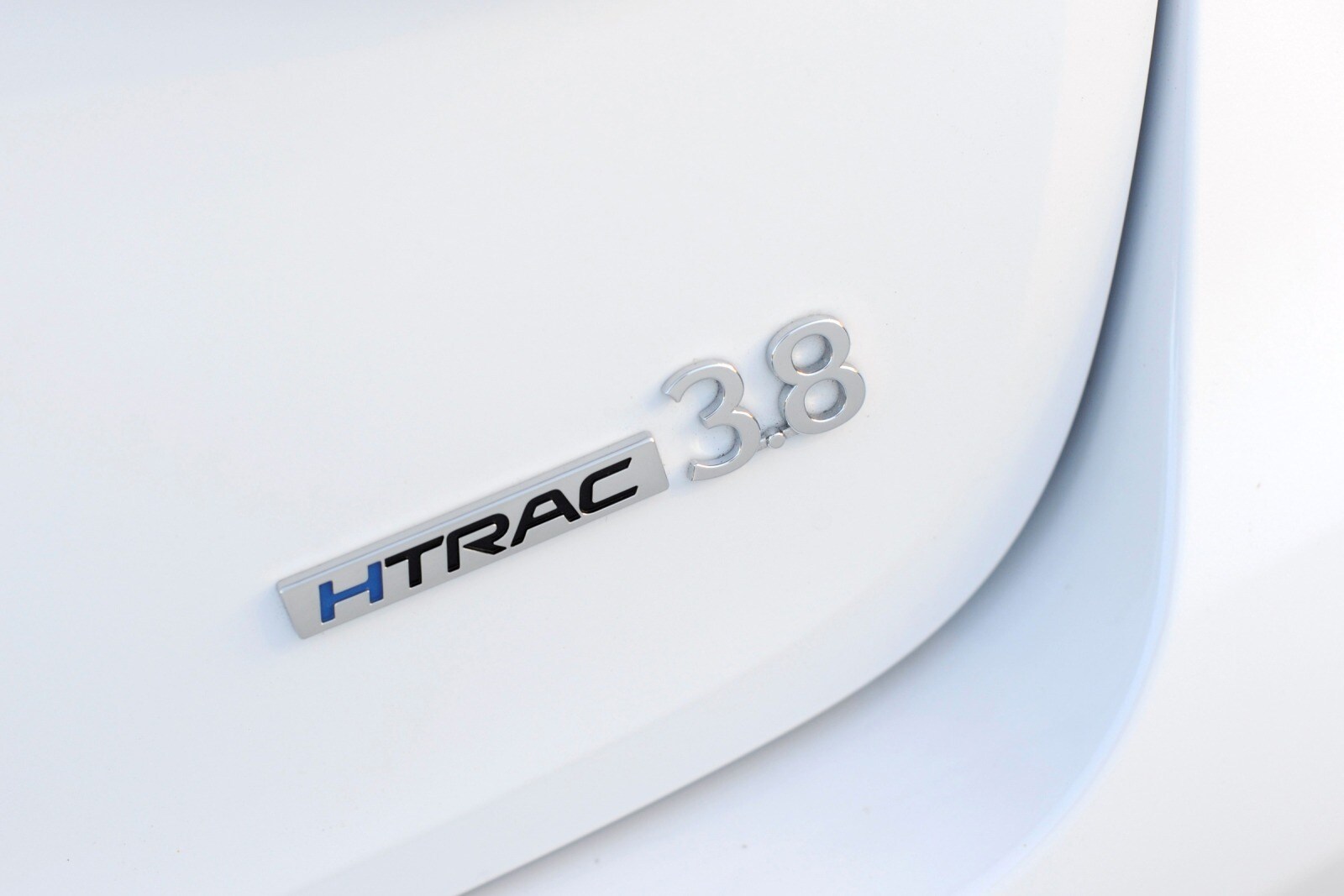 2015 Hyundai Genesis exterior RBDG