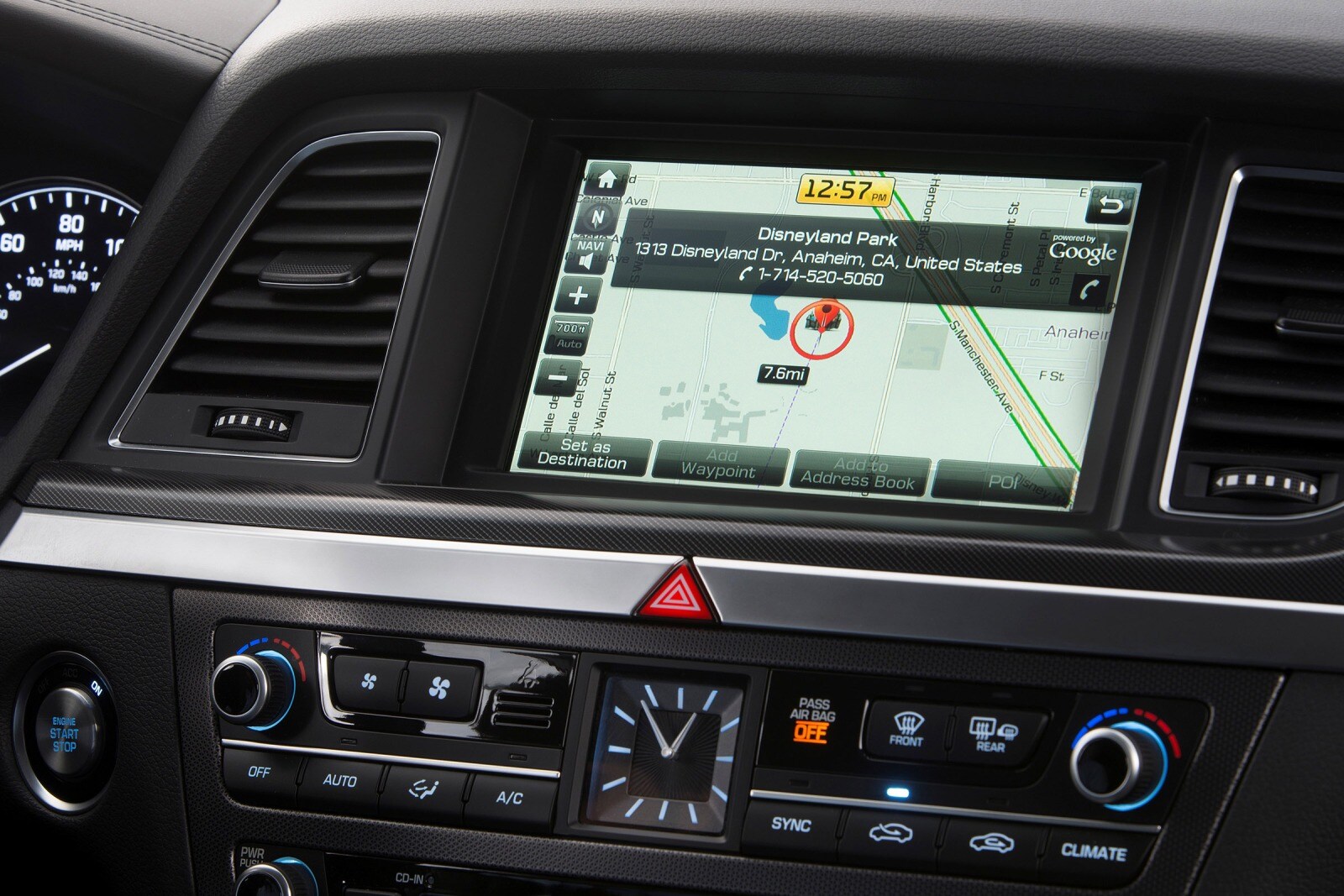 2016 Hyundai Genesis interior NAVSYS