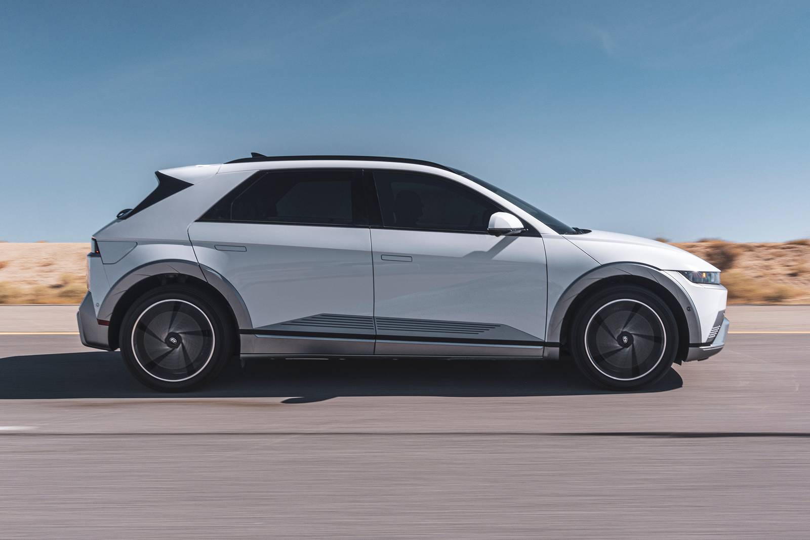 2025 Hyundai IONIQ 5 Limited 4dr SUV Profile Shown