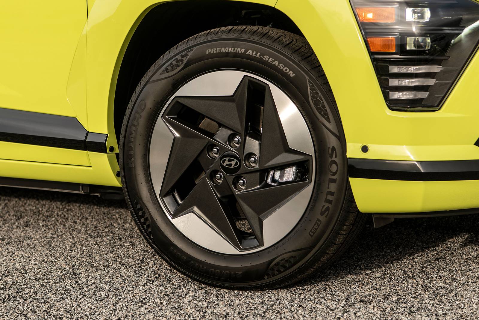 2025 Hyundai Kona exterior W