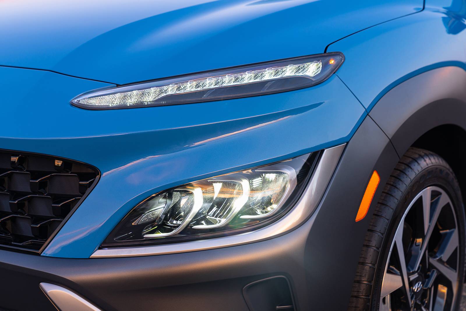 2022 Hyundai Kona — OEM photo 5
