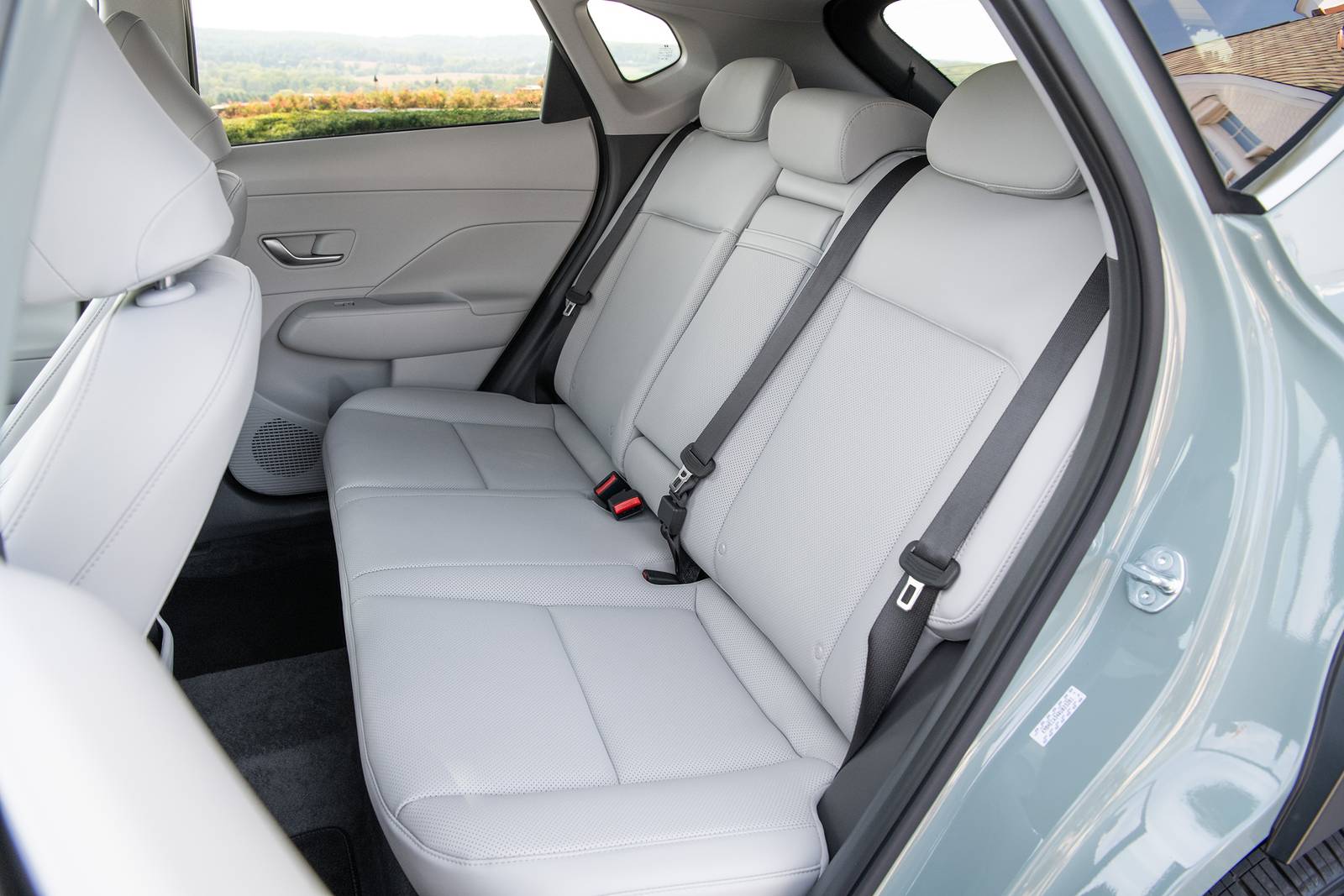 2025 Hyundai Kona interior RI