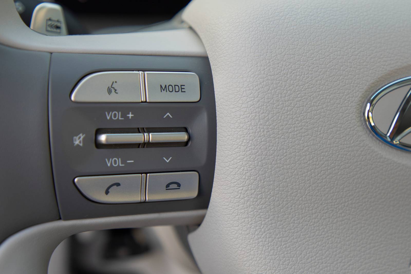 2019 Hyundai NEXO interior AUXCTRL