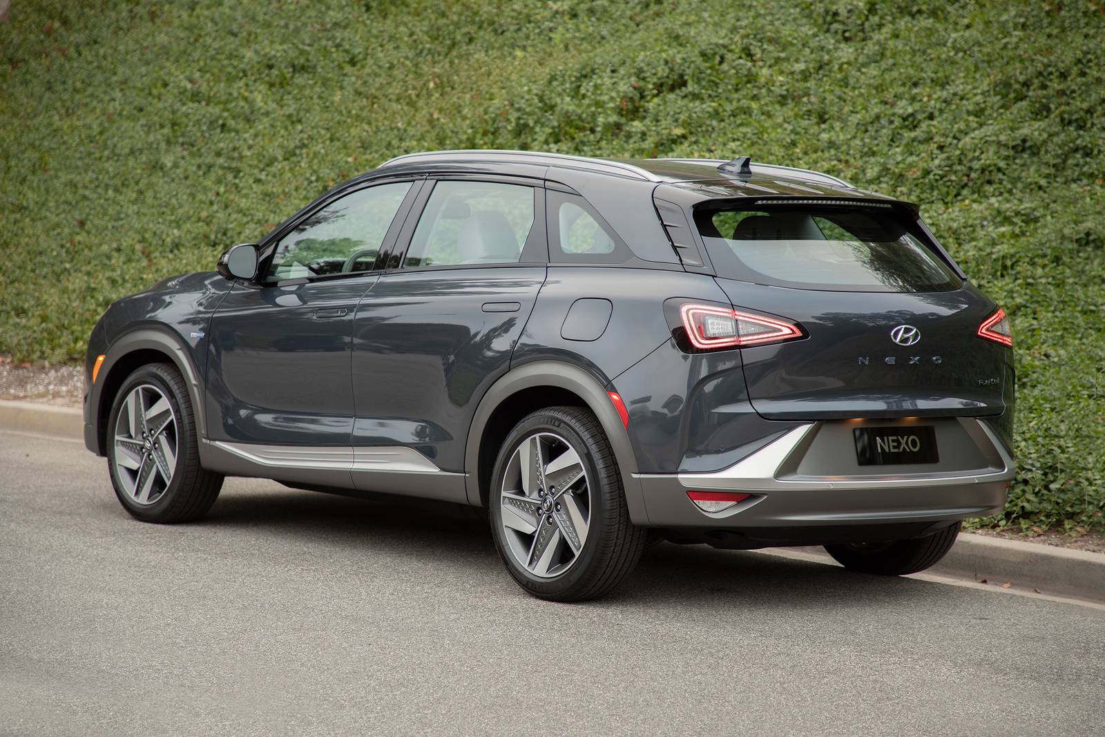 2022 Hyundai NEXO exterior F