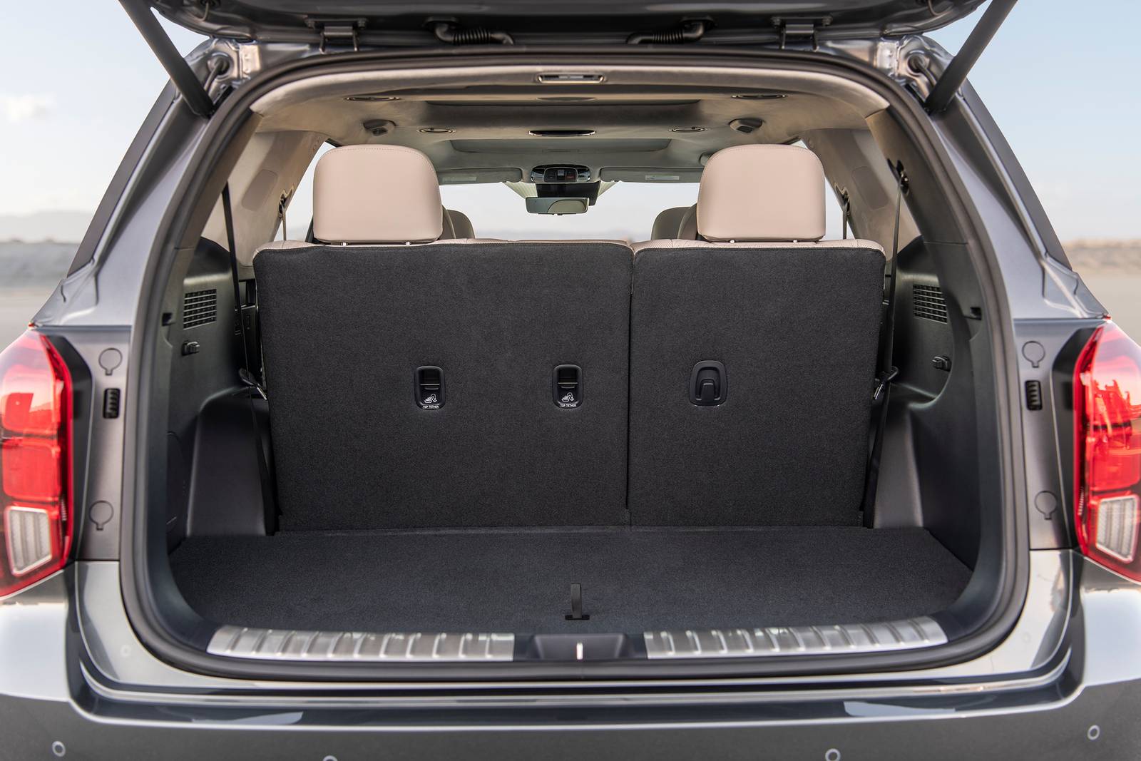 2022 Hyundai Palisade interior CARGO