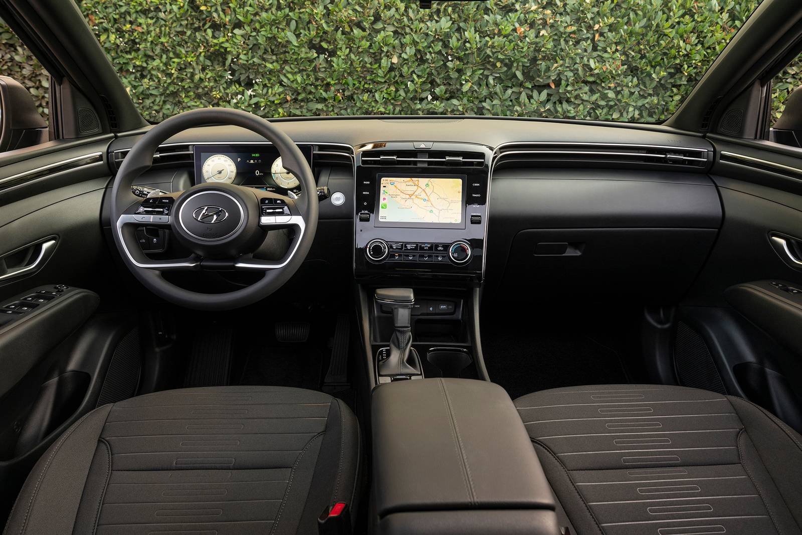 2023 Hyundai Santa Cruz interior D