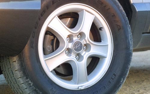 2001 Hyundai Santa Fe exterior F