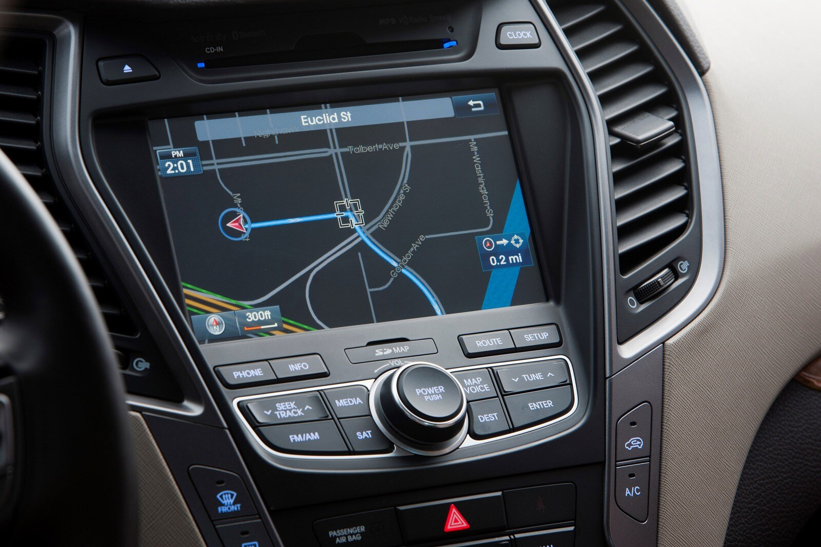 2016 Hyundai Santa Fe interior NAVSYS