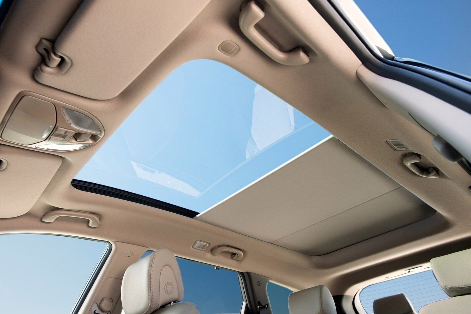 2018 Hyundai Santa Fe interior DETAIL