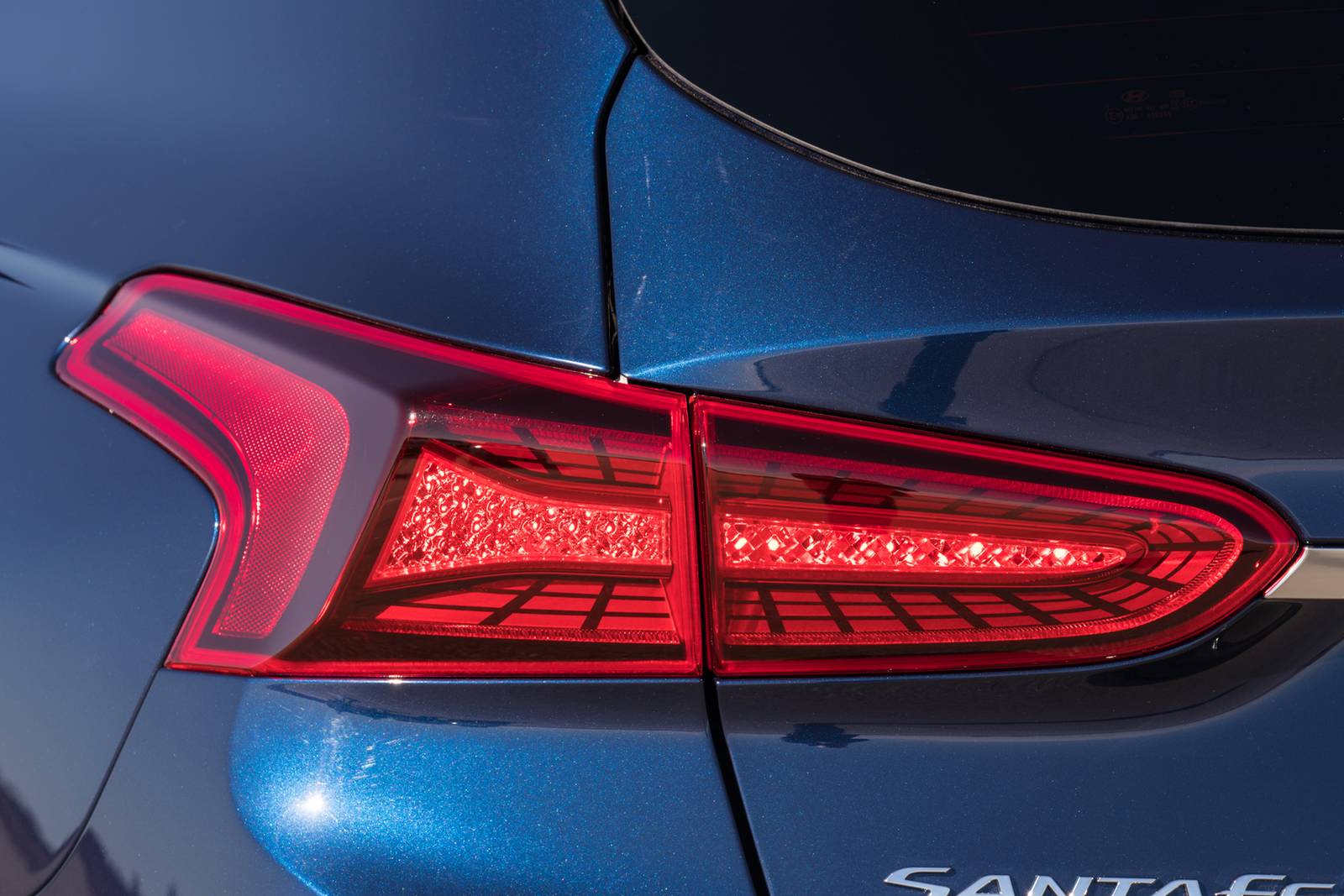 2019 Hyundai Santa Fe exterior EDETAIL