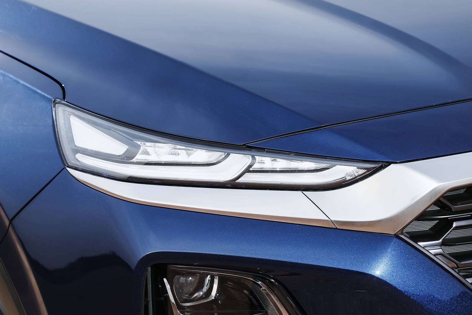 2019 Hyundai Santa Fe exterior EDETAIL