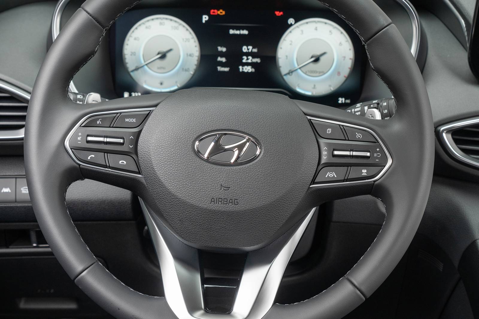 2022 Hyundai Santa Fe interior AUXCTRL