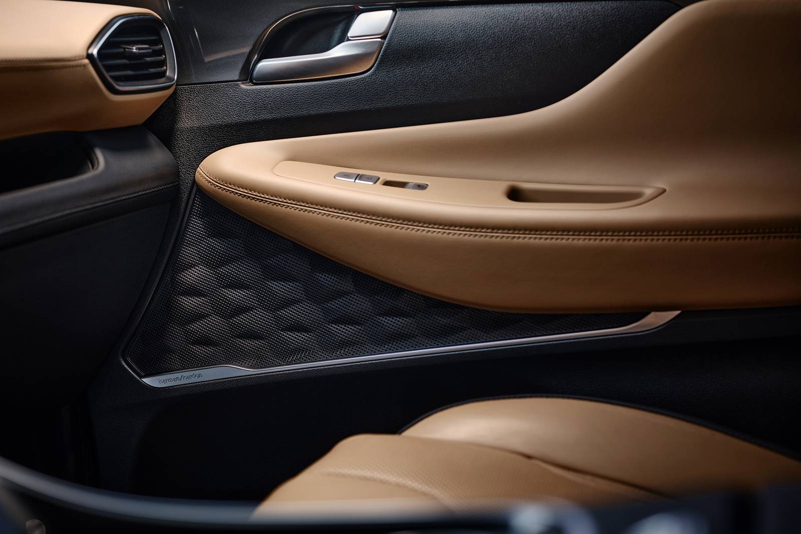 2023 Hyundai Santa Fe interior DETAIL