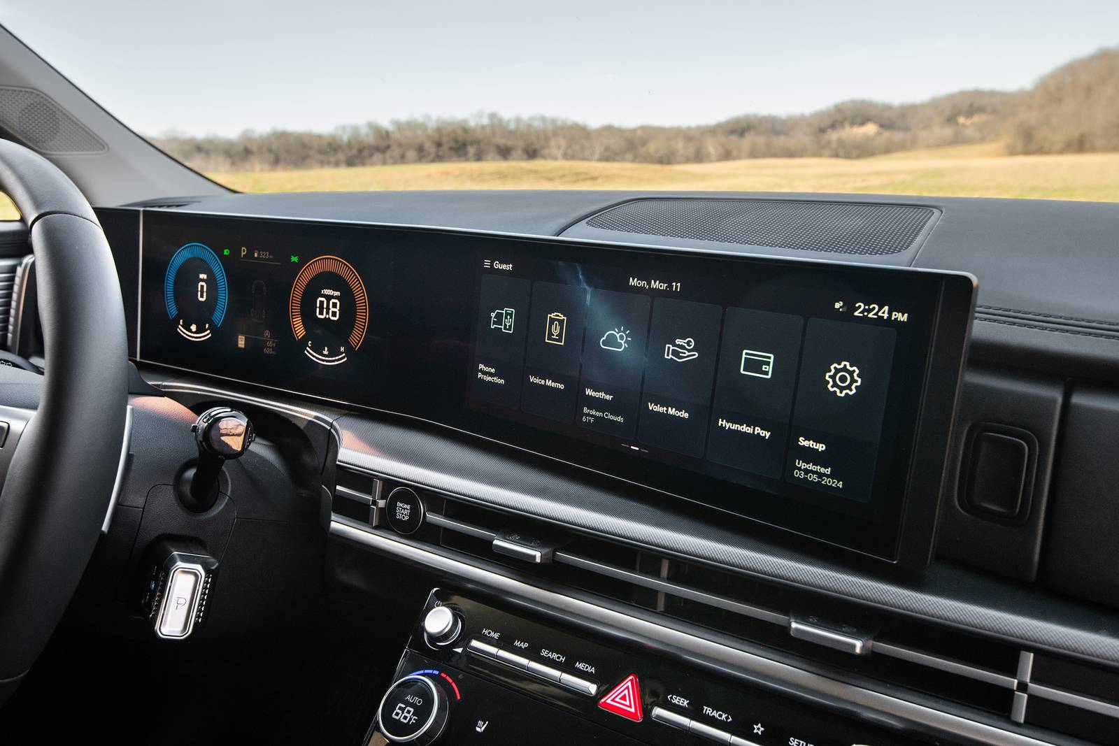 2025 Hyundai Santa Fe interior CC