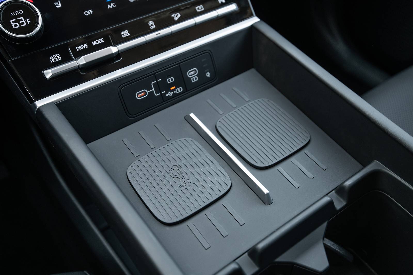 2025 Hyundai Santa Fe interior DETAIL