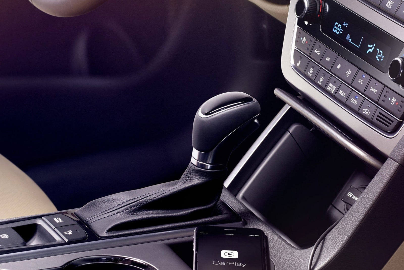 2017 Hyundai Sonata interior SHF