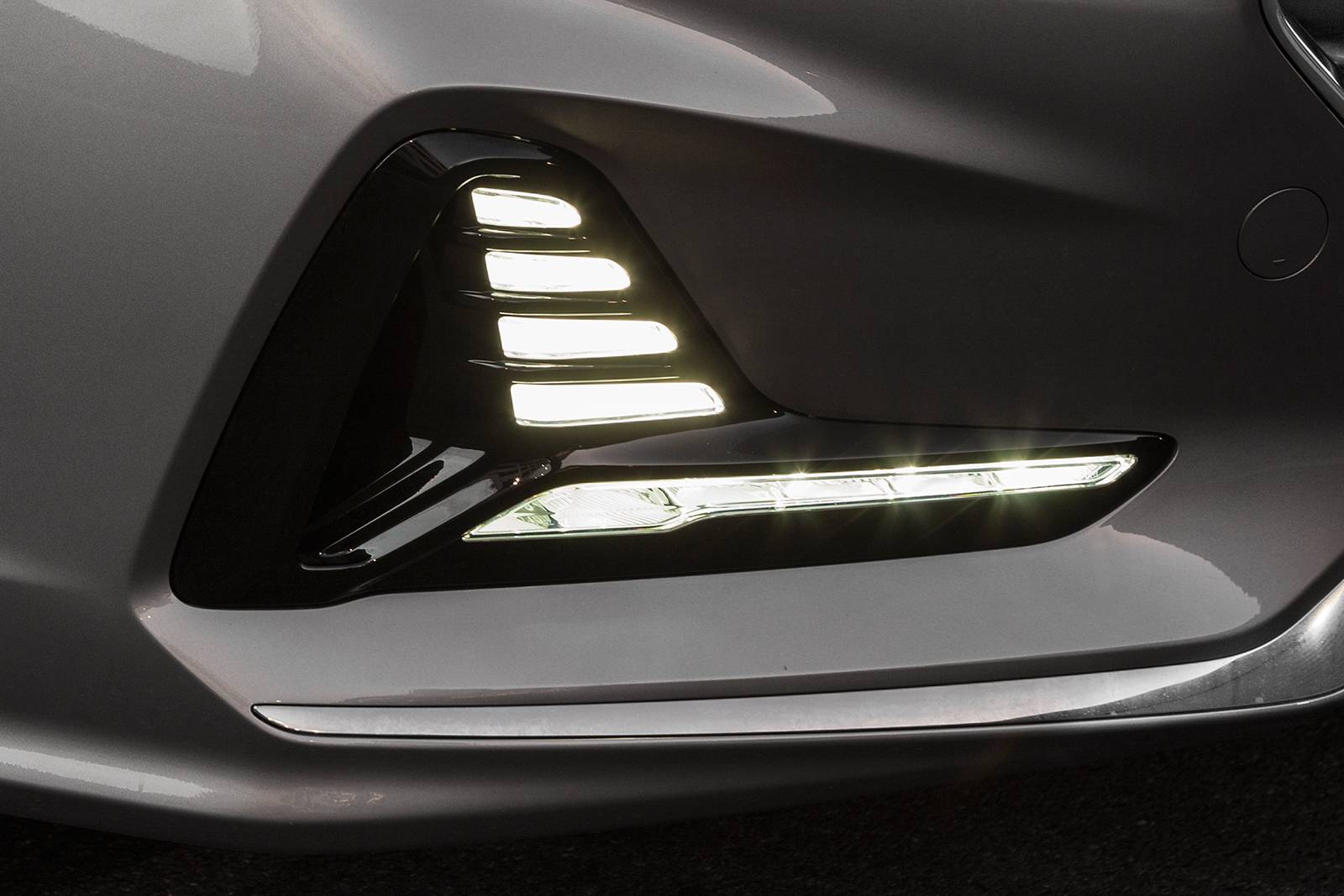 2018 Hyundai Sonata exterior FOG