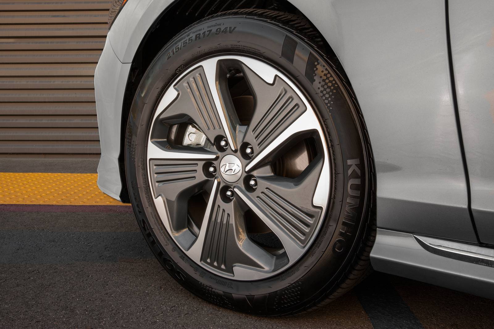 2018 Hyundai Sonata exterior W