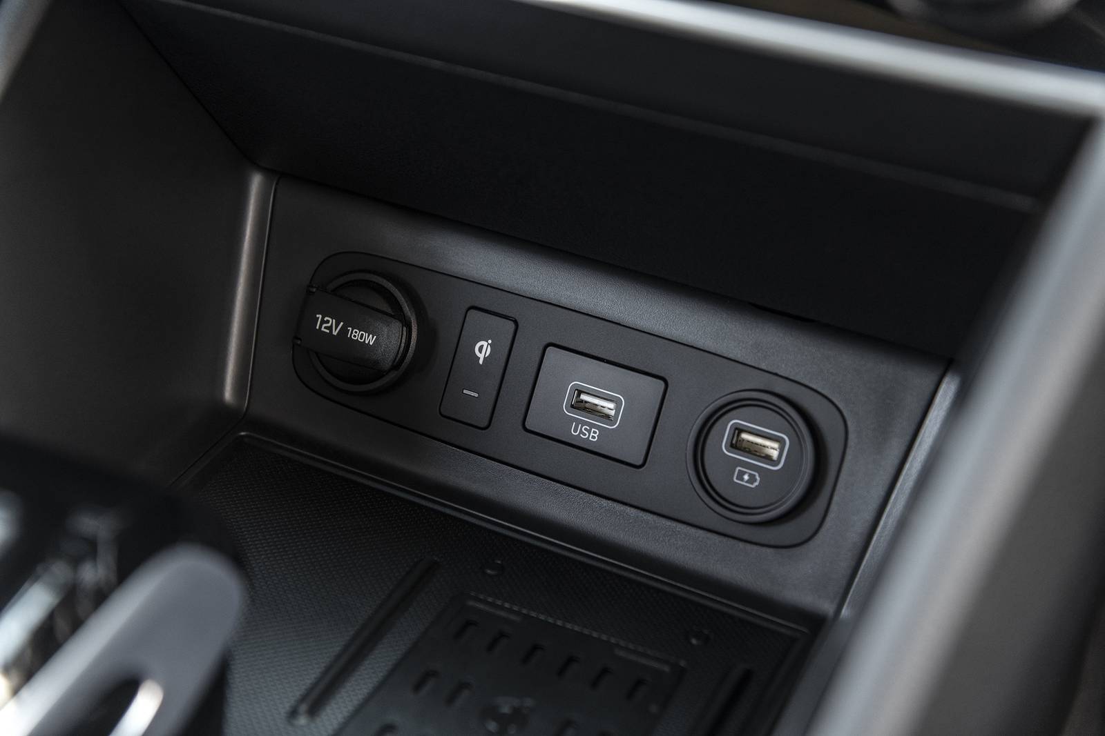 2020 Hyundai Sonata front safety DETAIL