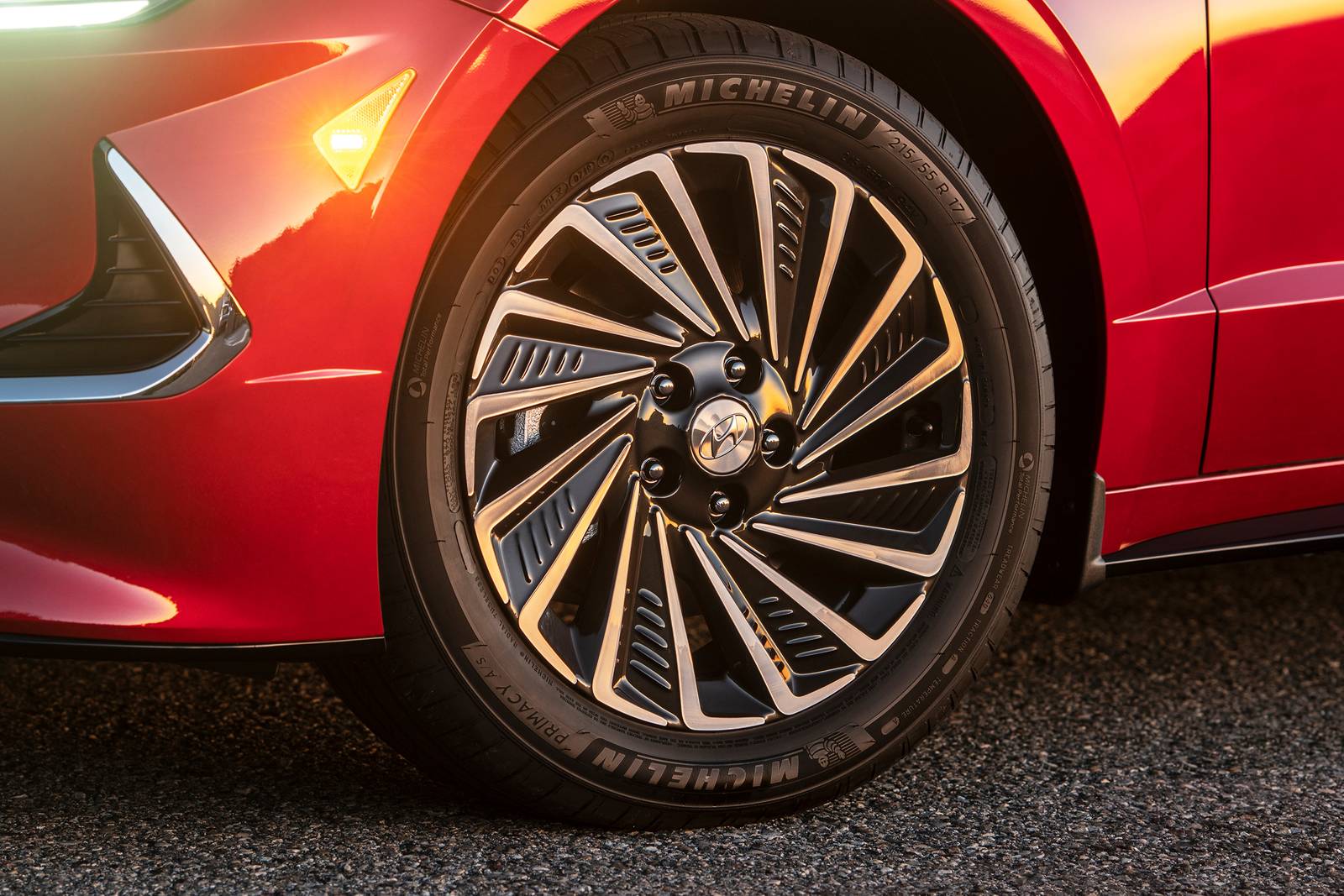 2020 Hyundai Sonata exterior W