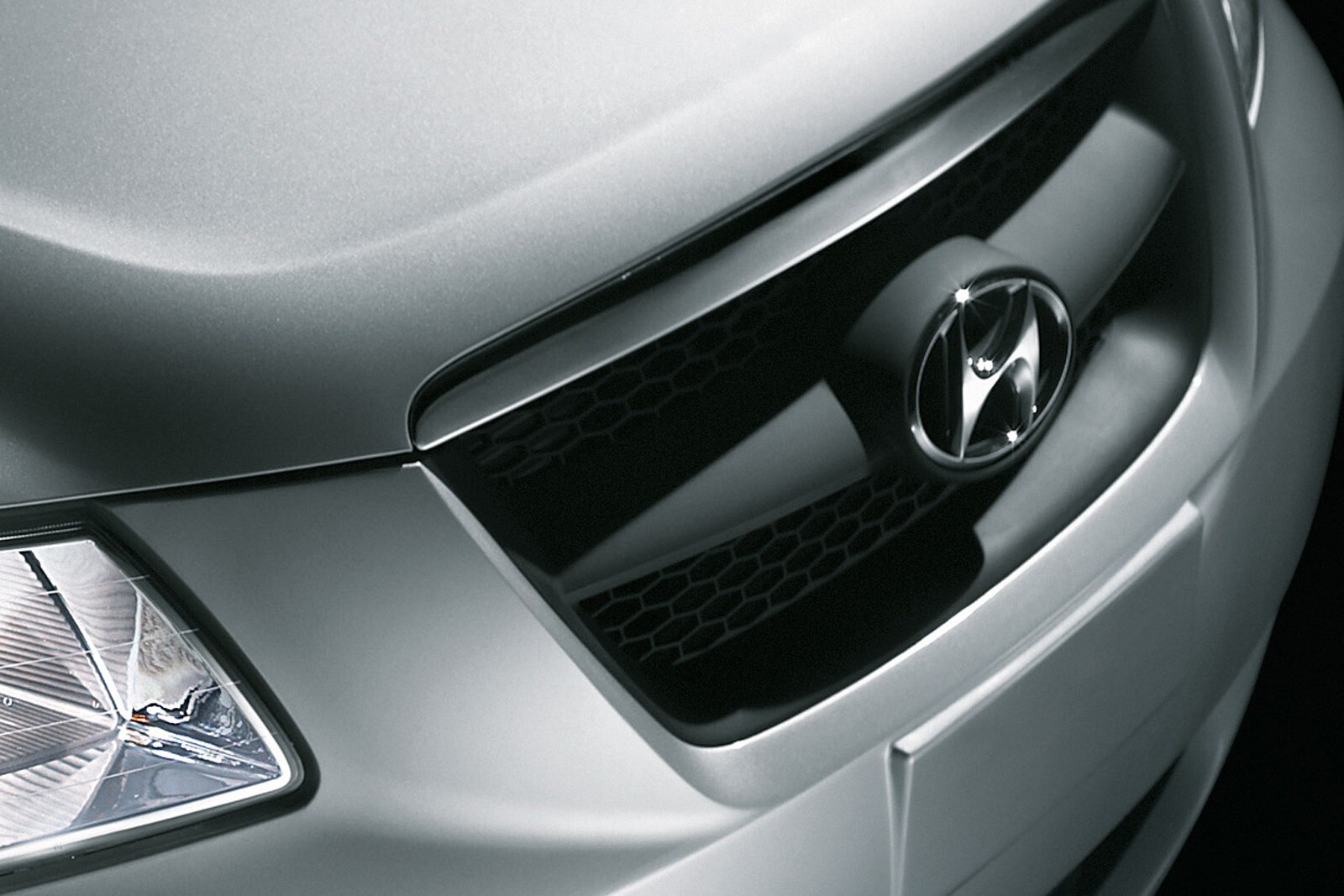 2007 Hyundai Sonata exterior FBDG