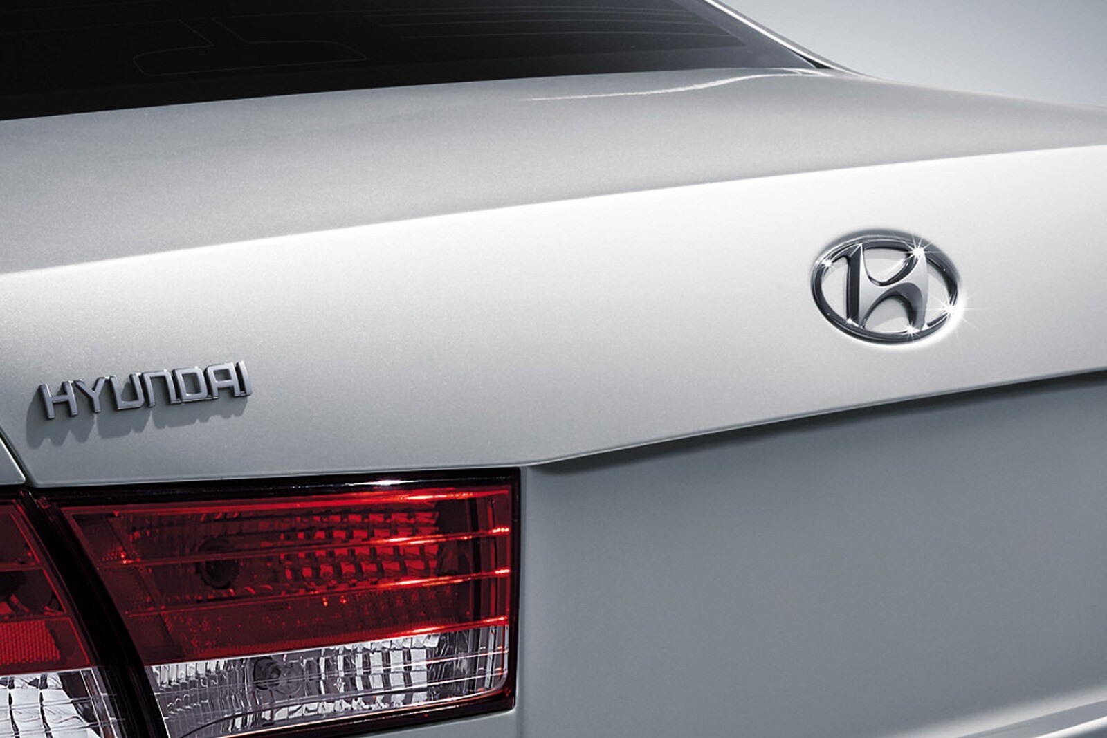 2007 Hyundai Sonata exterior RBDG