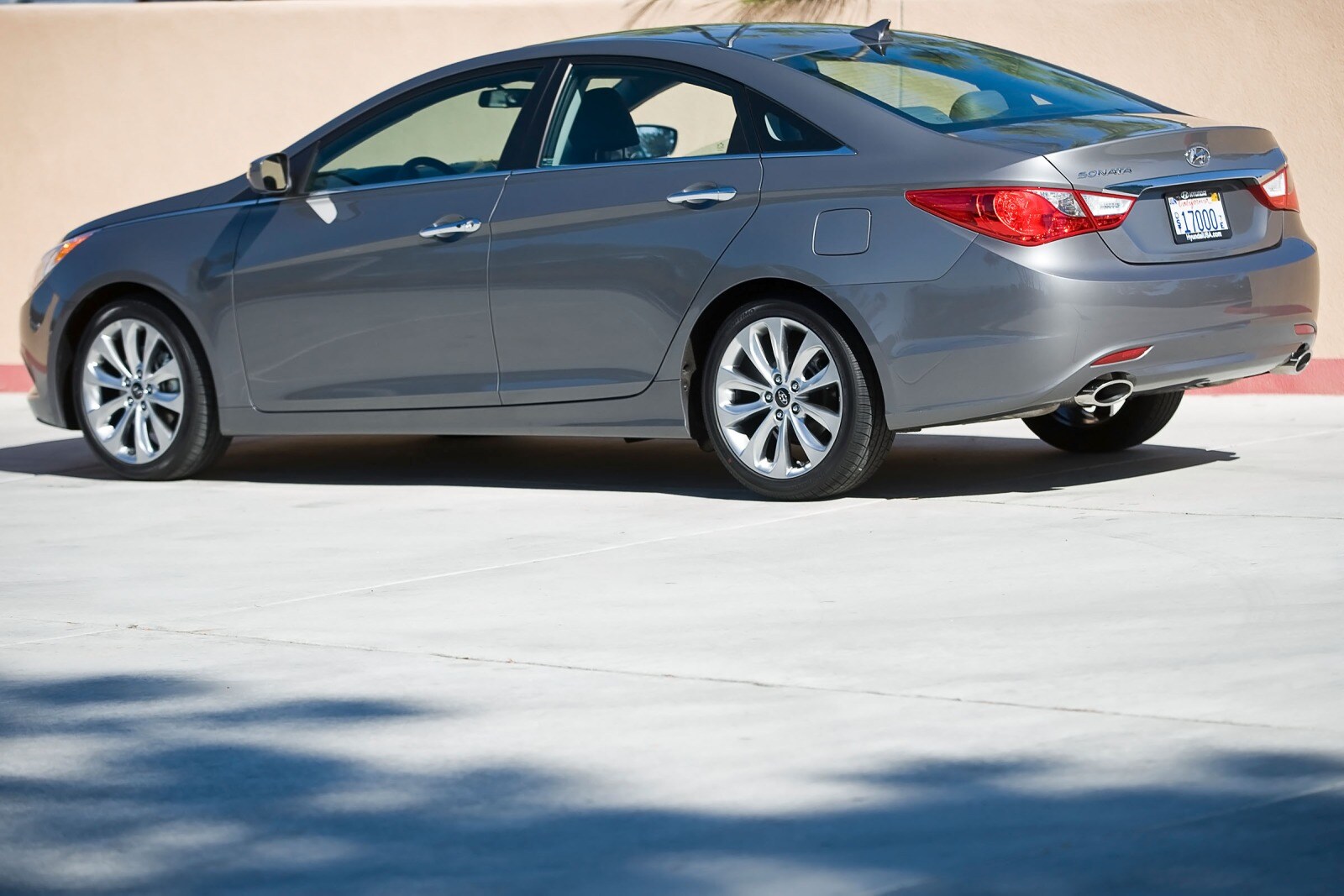 2013 Hyundai Sonata exterior FOG