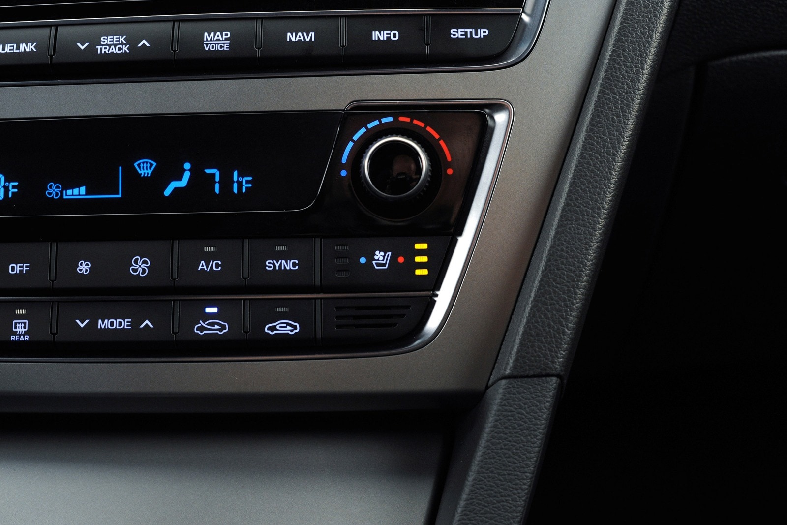 2015 Hyundai Sonata interior DETAIL