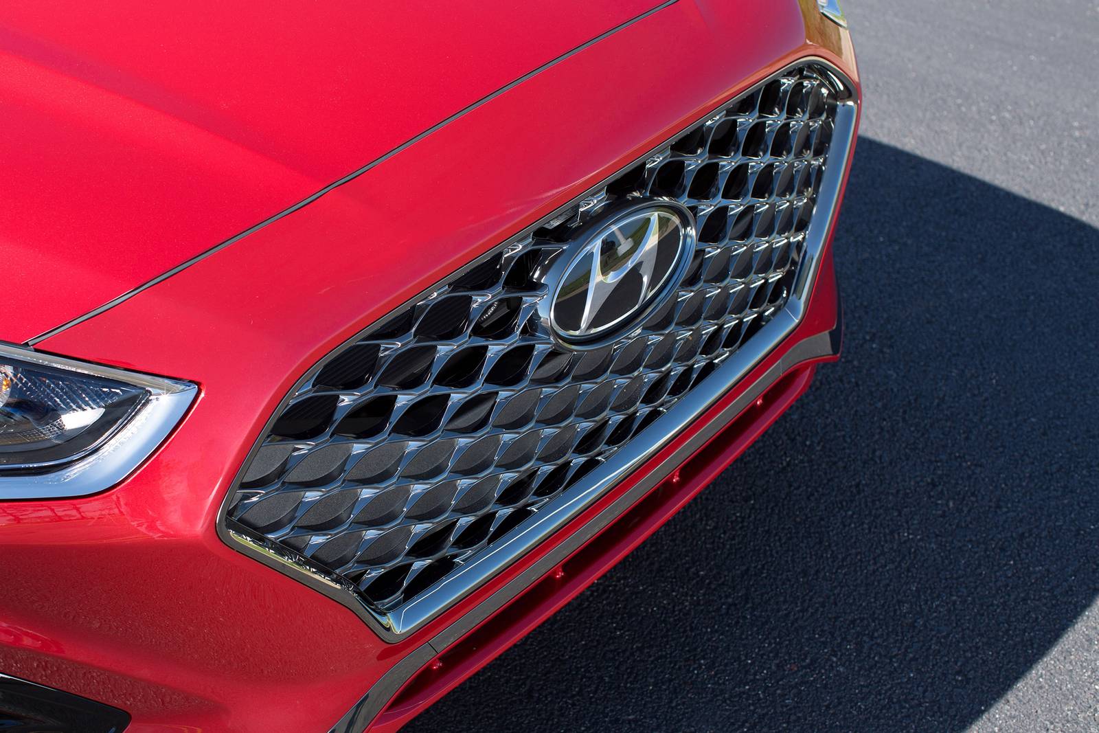 2018 Hyundai Sonata exterior FBDG