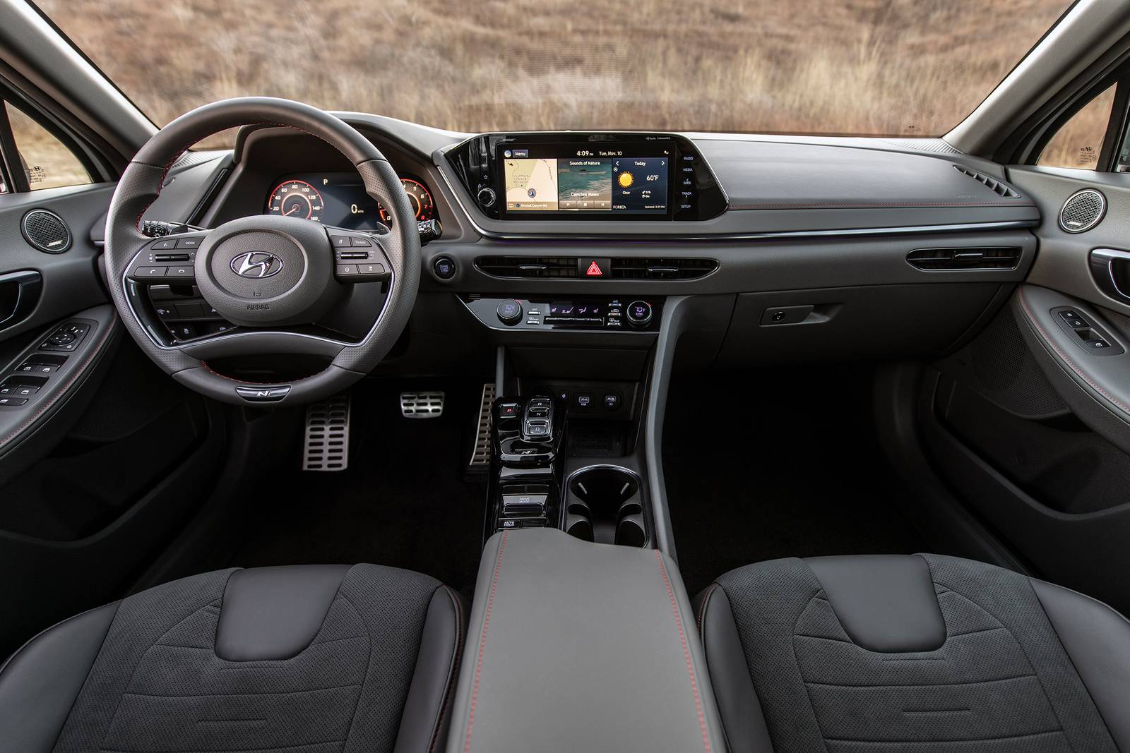 2022 Hyundai Sonata interior D