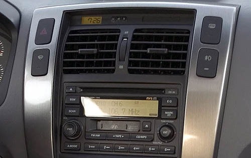2006 Hyundai Tucson interior CC