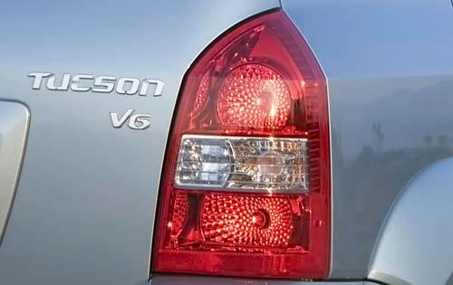2009 Hyundai Tucson exterior FBDG