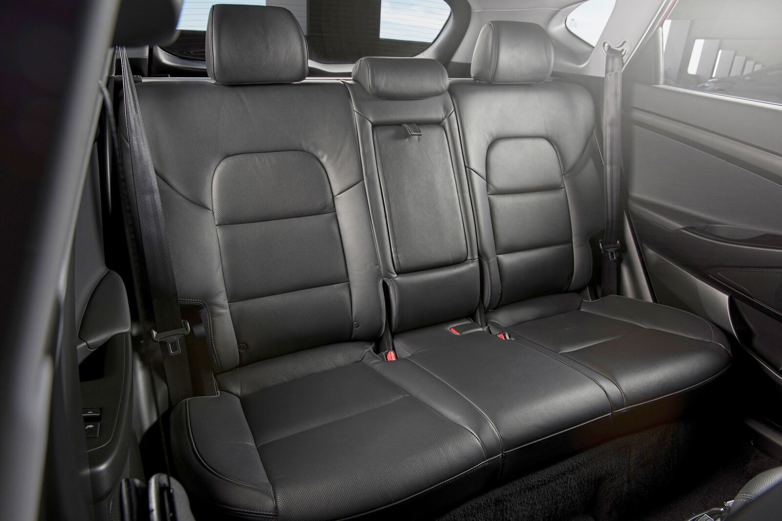 2016 Hyundai Tucson interior RI