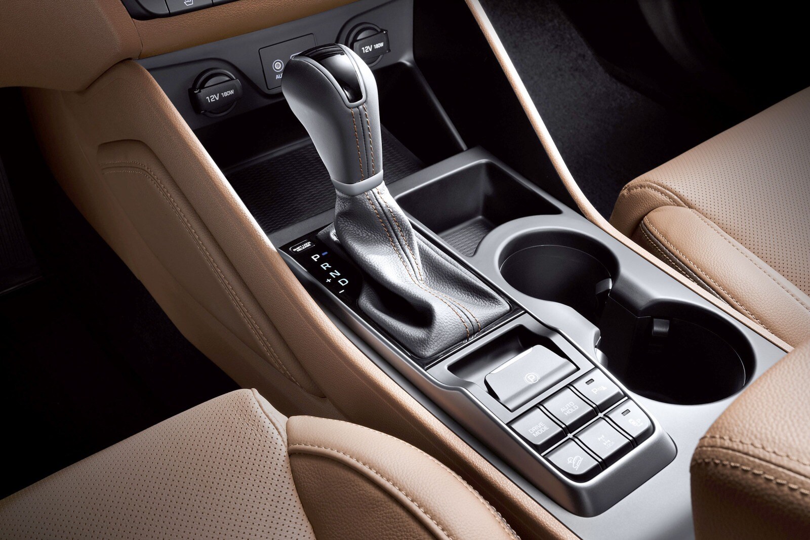 2016 Hyundai Tucson interior SHF