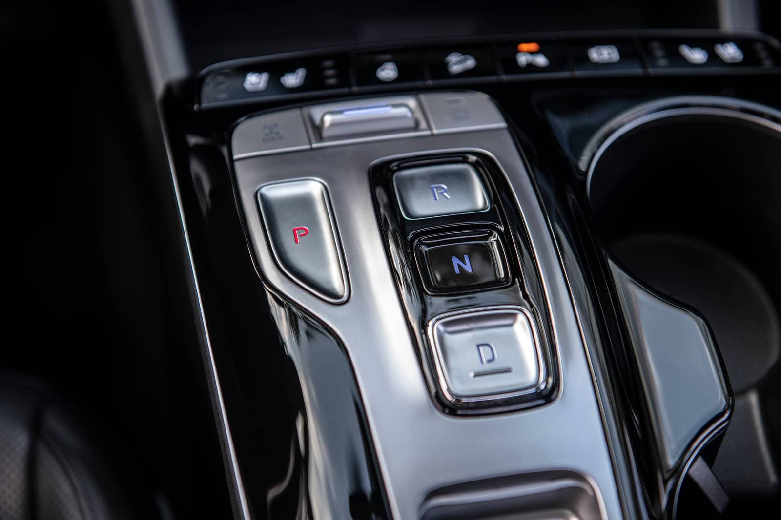 2022 Hyundai Tucson interior SHF