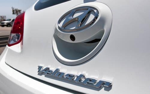 2012 Hyundai Veloster front safety FBDG